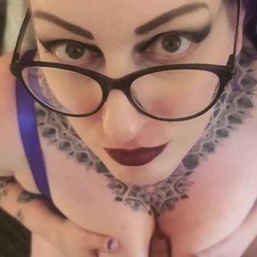 BBW Big Tits, pierced nipples, Titwank