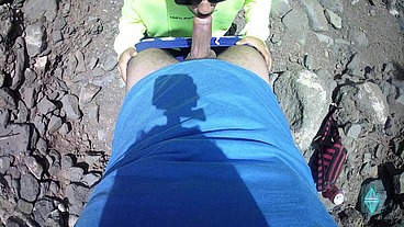 Very hot young tourist finds me pissing