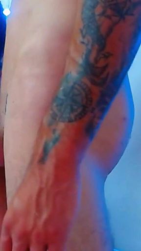 This delivery guy I convinced to climb into my room and give a blowjob! What a wonderful cock!   Clip 1