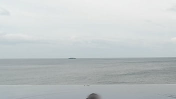 Infinity pool