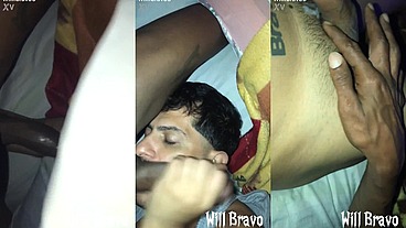 Fui dormir na casa do meu amigo negão e quando ele chegou me botou pra mamar a pica dele e me fez de putinha