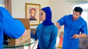 Sexy hottie in blue hijab Maya Bijou shows her multitasking skills for two friends