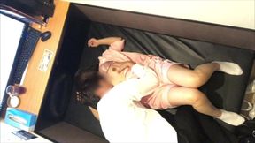 アプリで知り合った20才の女子◯生に１万円払ってネカフェの中で、、
