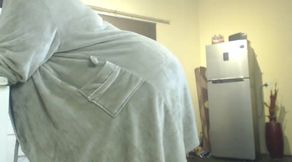 Black Mature Woman Booty Flashing and Boobs Tease