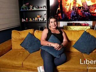 Aged Colombian big beautiful woman cheats on her spouse and makes her 1st porn movie