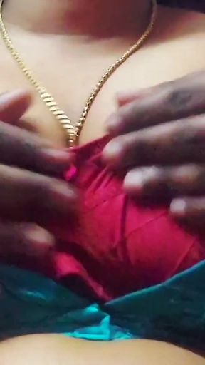 Aunty and her lover, sex video in private   Clip 1