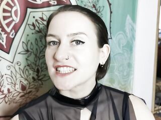 Femdom Mistress Bites Her Thrall - Biting Master-whore