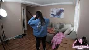 Mailman Delivers a Big Package to Pornstar Bts