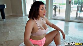 Horny Valentina Jewels