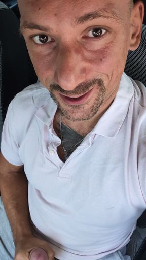 Wank in the car
