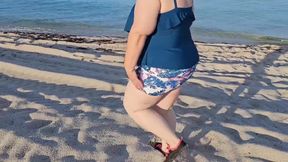Join This Curvy MILF on Her Beach Adventure!