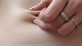 Sweet tasty belly button! MP4
