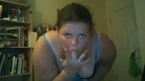 Super slutty BBW exposed her fat big rack and masturbated on webcam