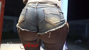 Tall big ass ebony goddess having hot sex with a short man
