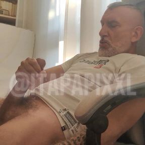 Big cock mature Daddy's cumshot. Wanna drink?