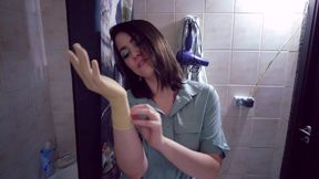 Stacy becomes gloves fetishist