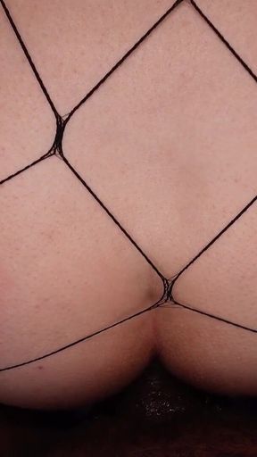 Goth Trans Hottie Nikki Mayhem Takes Her First Pornstar Dick & Facial