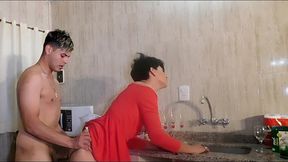 a beautiful quarantine fucking my step mom s ass, she likes her ass full of meat and milk