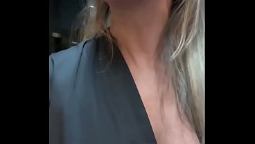 &quot_Vem ver Corno, olha o que esse pau faz com sua esposinha&quot_ - Esse casada brasileira &eacute_ uma delicia, Fodeu neg&atilde_o pauzudo e ainda humilhou o corno