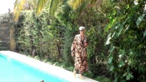 le miente y lo engana al marido con el piletero , le llena la concha de leche y la deja embarazada parte 1