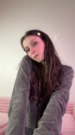 Cute Trans Teen Craves Your Cock lillith_xoxo