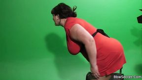 He secretly fucks big boobs plumper