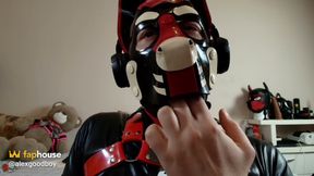 Latex-covered Twink Sucks Hard on Fingers, Cum Explodes