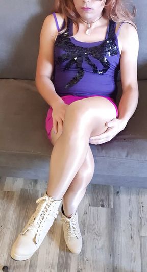 Shiny pantyhose and crossed legs