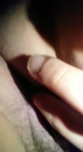 Louna white play with here pussy