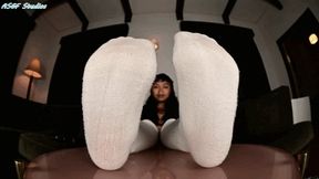 Hunny Bear dirty sock sole pov with toe wiggling! - MOV