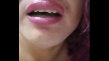 LA LLAMADA - antes de salir de viaje le marco a mi crush para que me meta la verga, pero al momento de estar en pleno acto me llaman por telefono