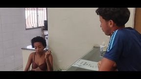 Riquinho da zona sul viu a preta e o pau encolheu de nervoso