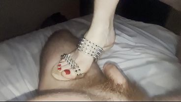 LANA LEE IS SUCH A SLUT SHE FUCKS HER FANS