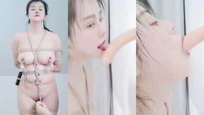 享受快乐的惩罚-- bdsm/粗糙麻绳/捆绑假阳具深喉/扣乳器/铃铛乳夹/分穴器/阴唇夹/ｍ字紧缚/女性射液/舔自己高潮液