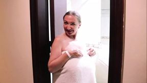 From Restaurant Boobs Flashing to Relaxation Cumshot: Step-Mother and Step-Son&#039;s Evening Adventure