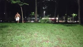 yuri gaucho - public cumshot