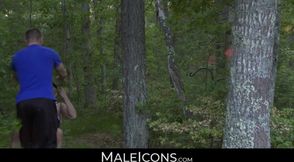 MaleIcons.com - Hot Hans Berlin's encounter with Asian jock Jessie's tight ass