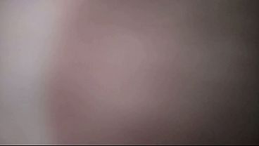 Moscow MILF gets a wet and wild handjob