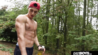 EastBoys Sexy muscle twink boy Jared Shaw flexing