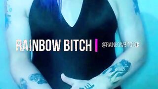 penetro mi caboose y me masturbo hasta venirme