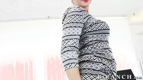 ”Horny dudes will surely love this video of tasty Antonia Sainz & other ladies”