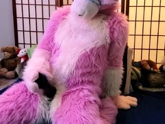 Pink furry Vicky Tart CANNOT GET ENOUGH of VacuGlide.