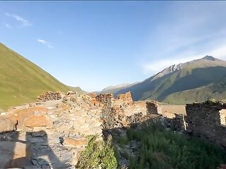 Sporty dude has a quick masturbation after exploring ruins