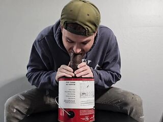 Painter Frankie Labido Needs a Hands Free Anal Riding Spunk fountain (plus bonus Cum!)