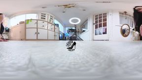 Shrink Ray Gentle Giantess - VR MP4