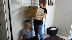 Moving Day Tease Leads to Ass Infatuation - Elis Ataxxx - Richard Lennox - Manpuppy