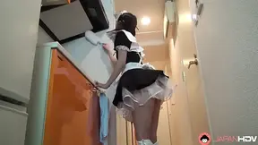 Mai Araki Is Not Wearing Any Panties Today While Cleaning Her Client�s Home