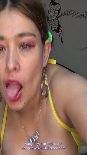 I Insert in My Pussy and Deep Throat a Bottle of Milk!!