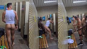 sexo no banheiro do terminal de onibus