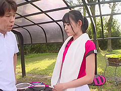 abw-122　青空の下、熱血コーチのデカチンピストンに酔いしれるテニス部員